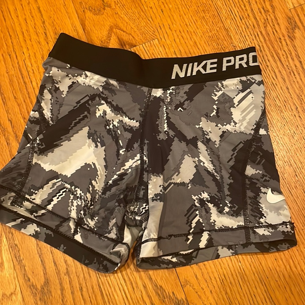 GIRLS NIKE PROS